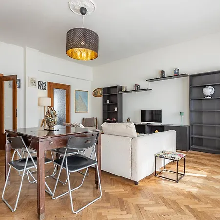Ankon - Tra Centro E Stazione Apartmán